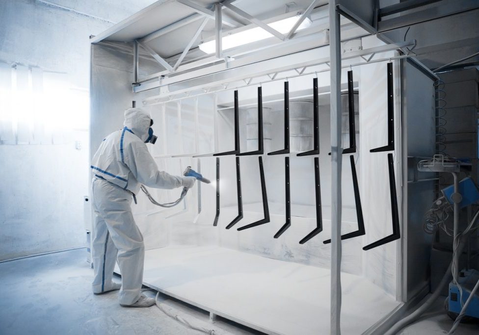 Powder coating in a special camera Roller Die Can Paint Large Parts